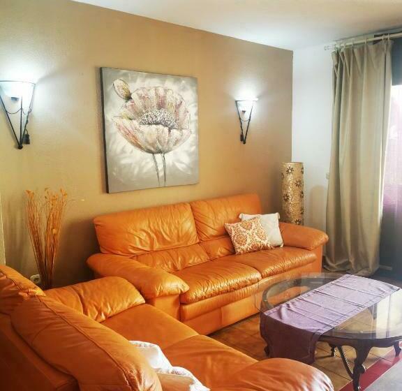 Excelent Location 5 Min To The Beach