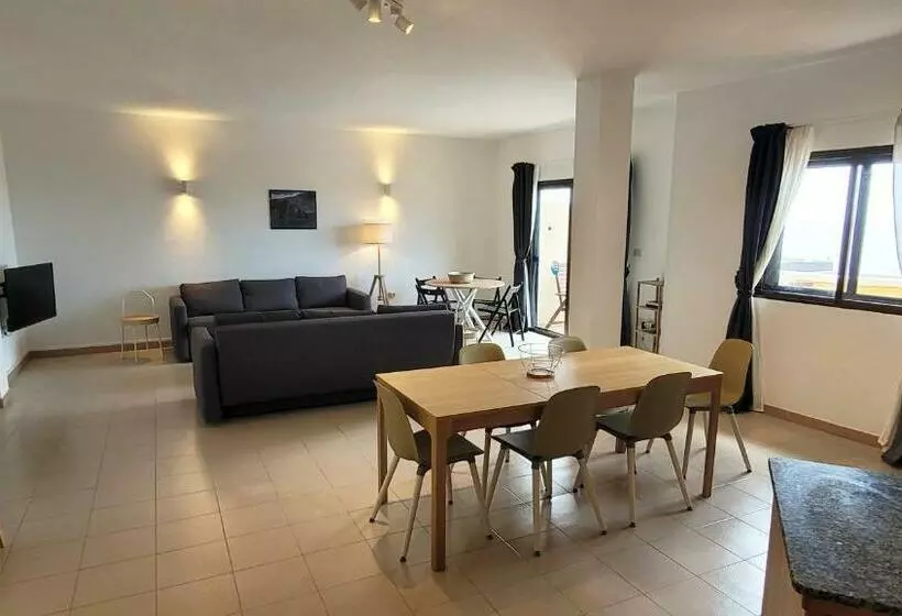 Apt Con Piscina La Laja, La Restinga