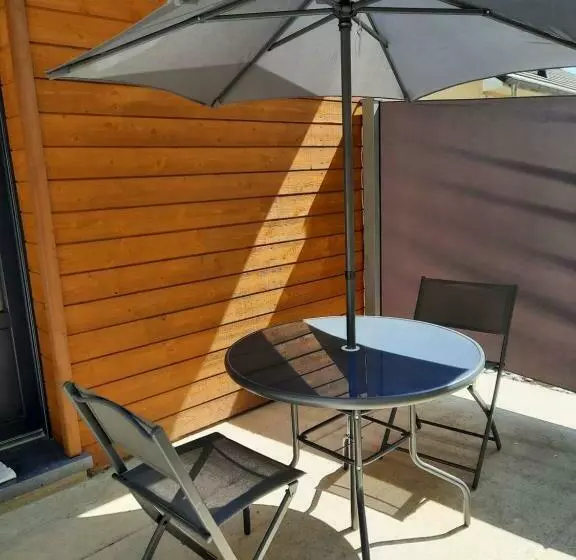 Chalet à L Orée Du Bois Avec Parking