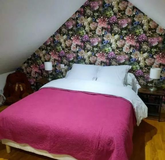 Chalet à L Orée Du Bois Avec Parking