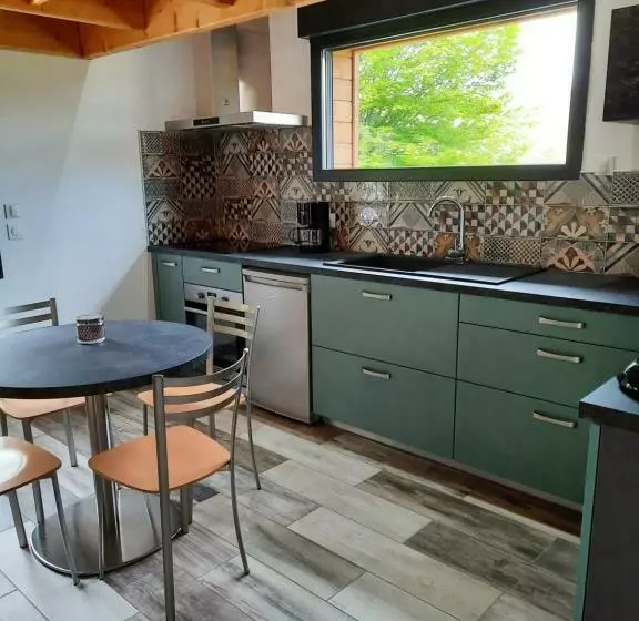 Chalet à L Orée Du Bois Avec Parking