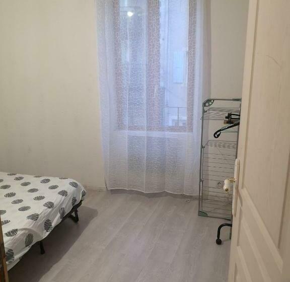 F1 1er étage 3 Personnes