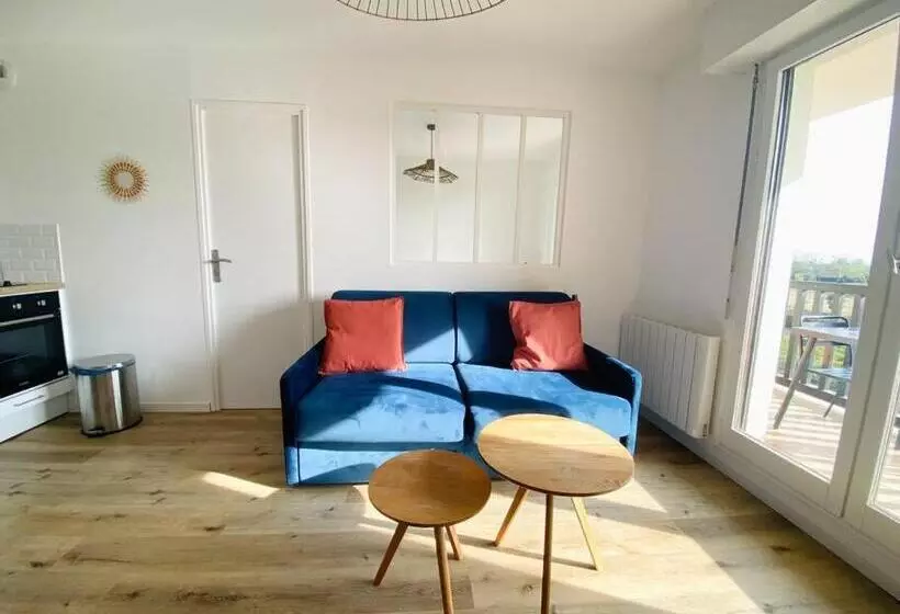 Appartement Vue Mer   Accès Direct à La Plage
