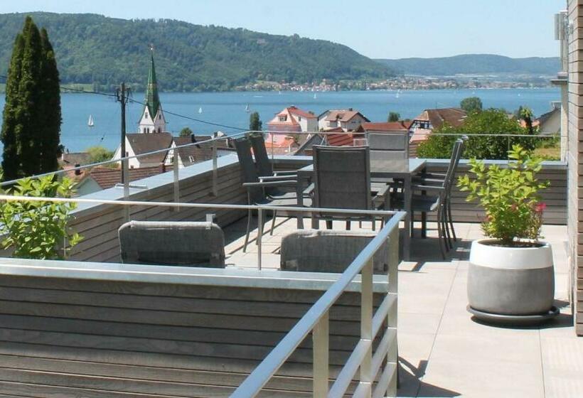 Rebhaus Ferienwohnung Winzergarten