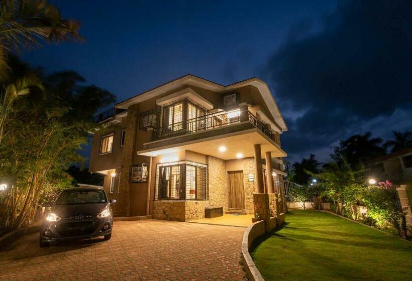 Stayvista S Moonlit Hills Retreat With Pool, Scenic View, And Indoor Games