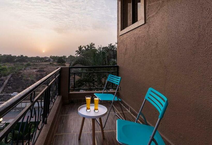 Stayvista S Moonlit Hills Retreat With Pool, Scenic View, And Indoor Games