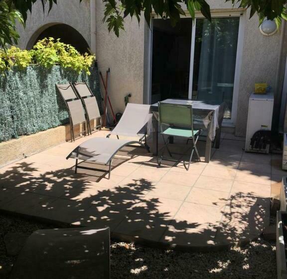 T2 Sausset Proche De La Mer