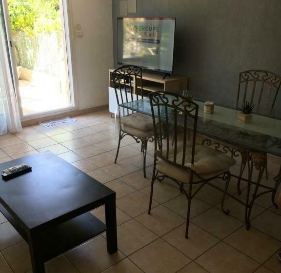 T2 Sausset Proche De La Mer