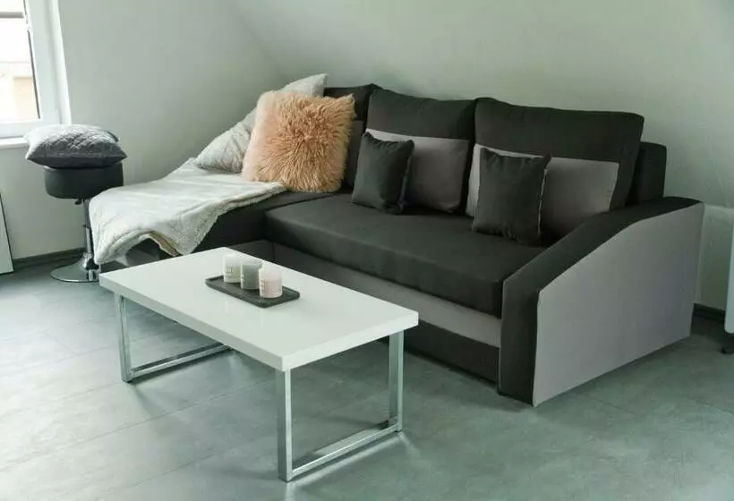 Truth Studio   Küche   Top Internet   Parkplatz   Modern