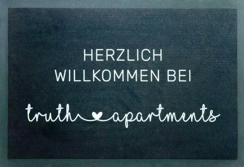 Truth Studio   Küche   Top Internet   Parkplatz   Modern