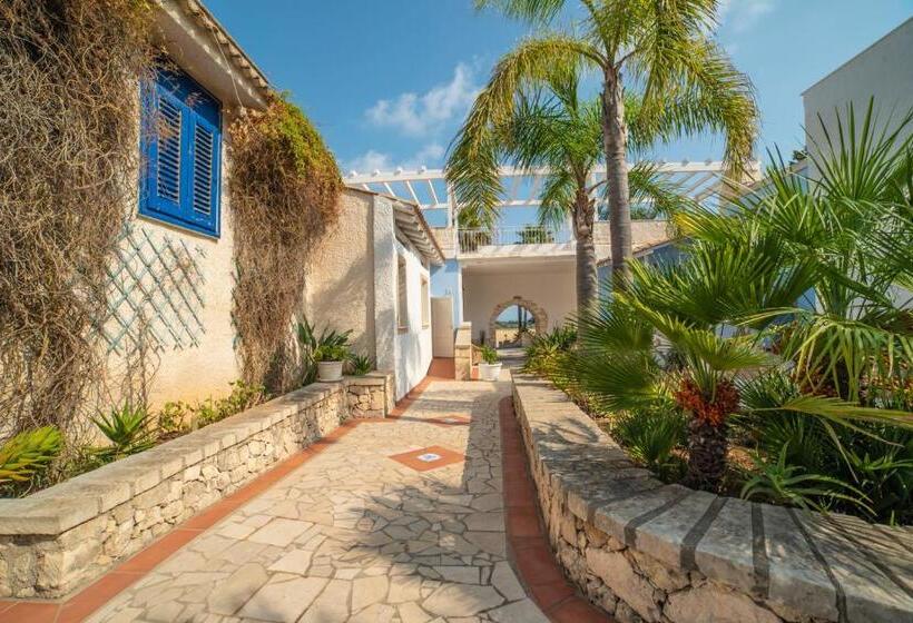 בית מלון כפרי Borgo Marino Plemmirio