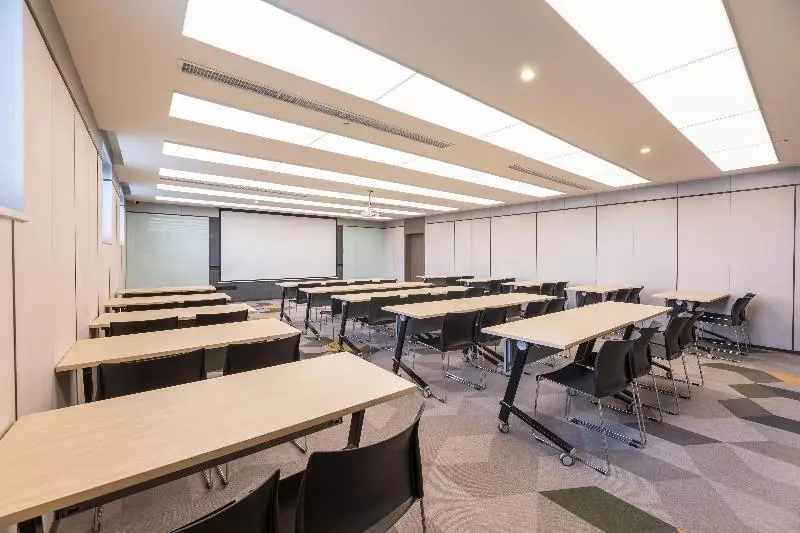 Отель Hanting Nantong Jinfeida Plaza