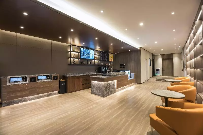 Отель Hanting Nantong Jinfeida Plaza