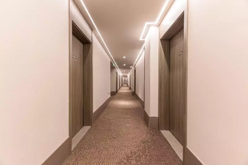 Отель Hanting Nantong Jinfeida Plaza