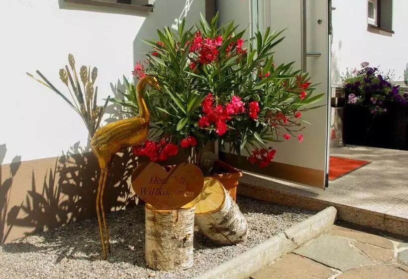 ホテル Haus Tirol Appartements