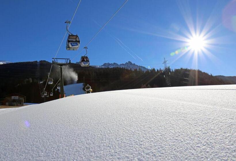 호텔 Haus Tirol Appartements