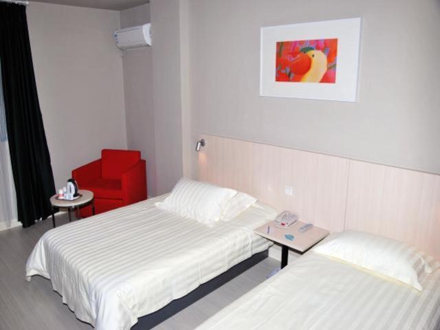 酒店 Jinjiang Inn Guiyang Penshuichi Branch