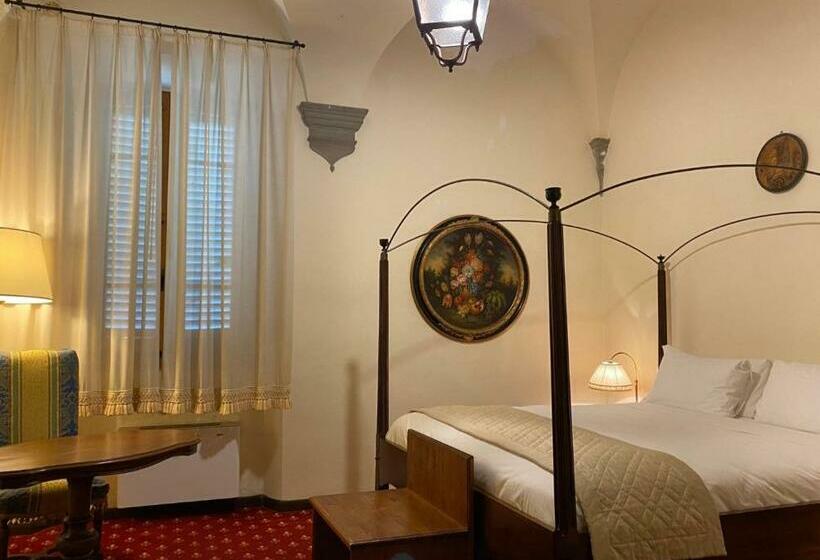 فندق Quattro Gigli Palace