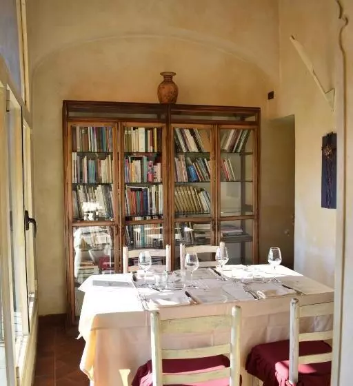 Отель Quattro Gigli Palace