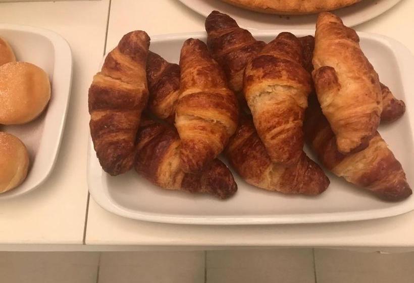 בית מלון כפרי Smeraldo