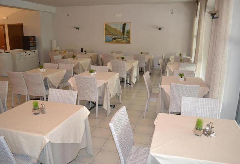 בית מלון כפרי Smeraldo