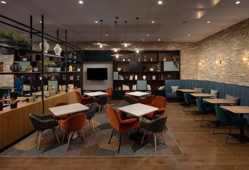 Staybridge Suites London Vauxhall, An Ihg