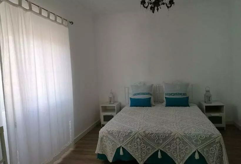 Alojamento Justo   Vila De Montargil