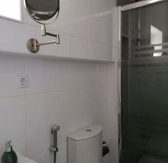 Alojamento Justo   Vila De Montargil