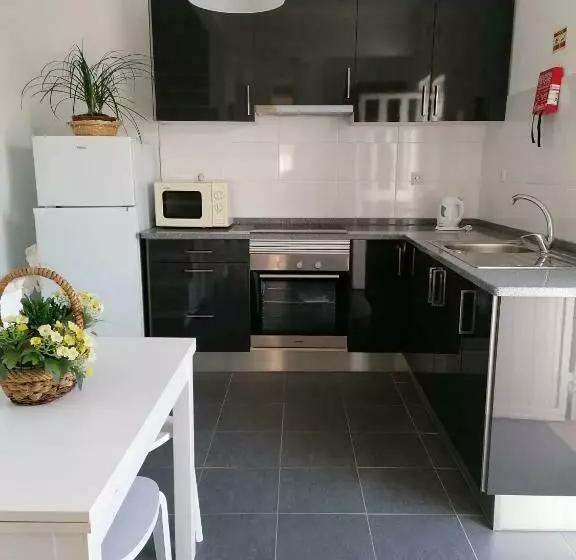 Alojamento Justo   Vila De Montargil