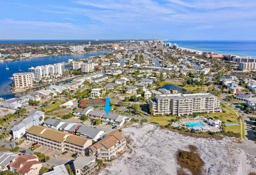 Beach Side Destin Retreat