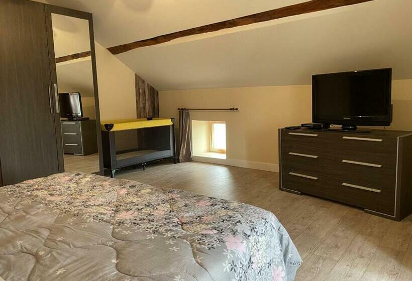 Maison De Vacances Spacieuse Avec Cour Privative, Proche Des Commerces Et Activités De Plein Air