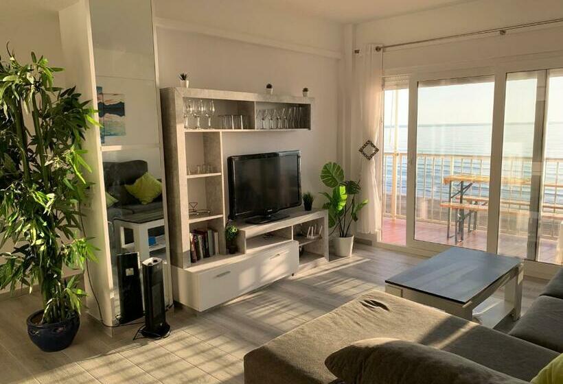 Primera Línea En Cullera Con Piscina. Inmejorables Vistas