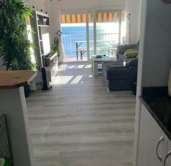 Primera Línea En Cullera Con Piscina. Inmejorables Vistas