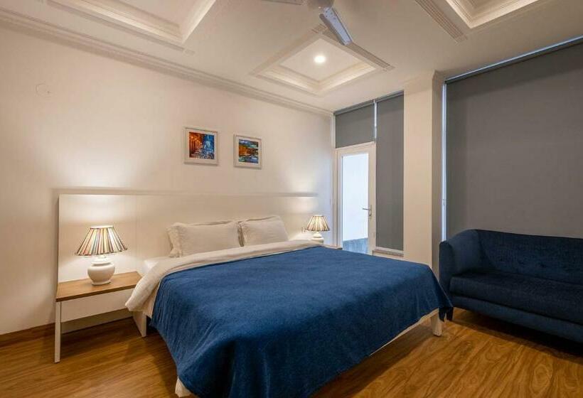 Stayvista At Pristine Pines