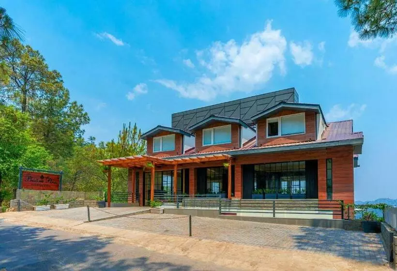 Stayvista At Pristine Pines