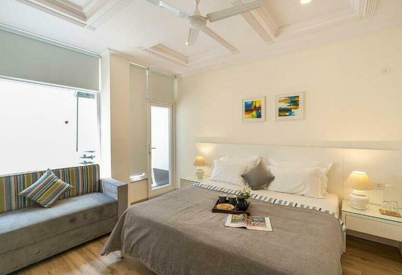 Stayvista At Pristine Pines