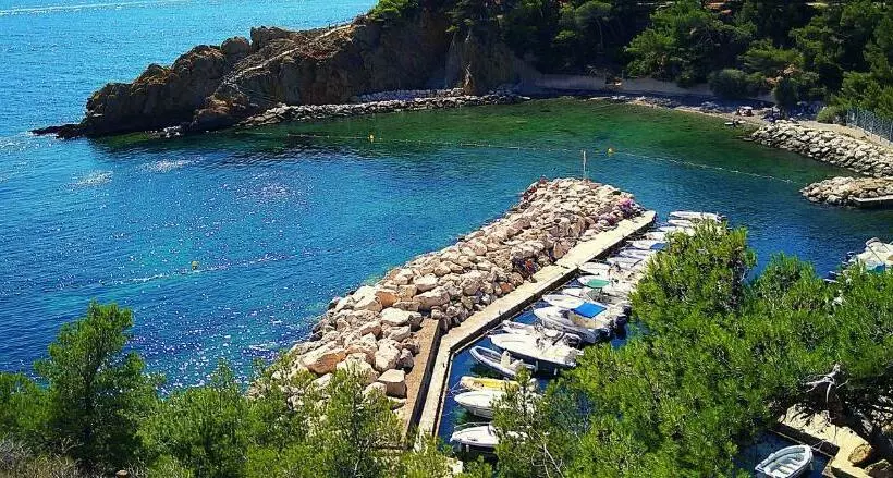 Le Paradis Bleu Calanque De Figuières, Paddle Et Veranda