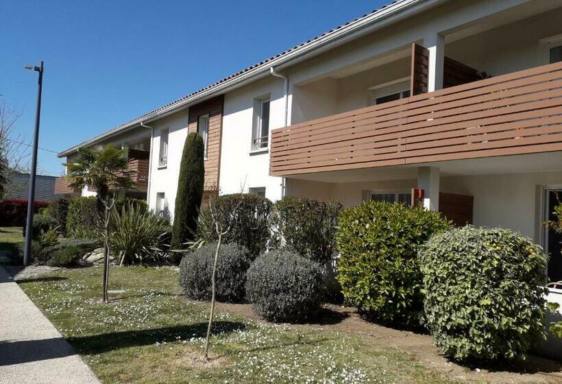 Bel Appartement En Résidence Avec Parking Privé