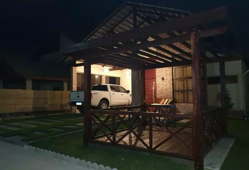 Chalé De Campo Em Condomínio Fechado