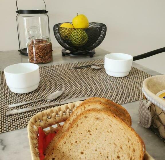 Charmant Studio Moderne Avec Extérieur Dormir En Provence