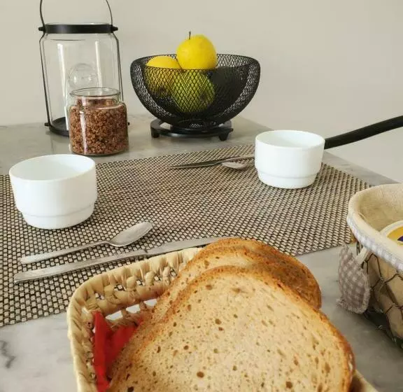 Charmant Studio Moderne Avec Extérieur Dormir En Provence