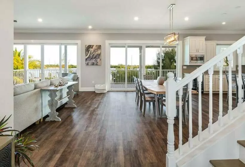 Coastal Bliss By Brightwild Pool, Parking, Dock!