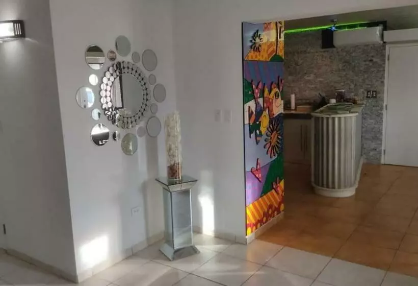 Eagle Beach Casa Magica
