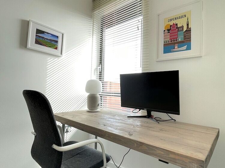 Penthouse Apartment W/ Parking