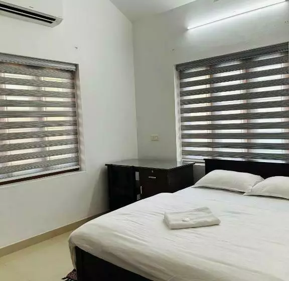 Saaketh Holiday Home