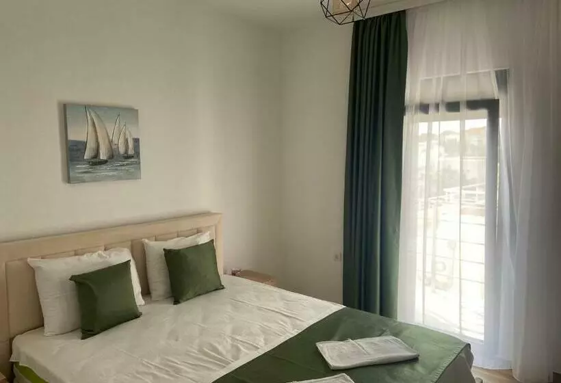 Xhan Apartments