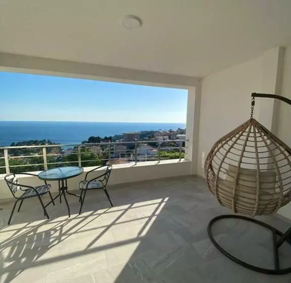 Xhan Apartments