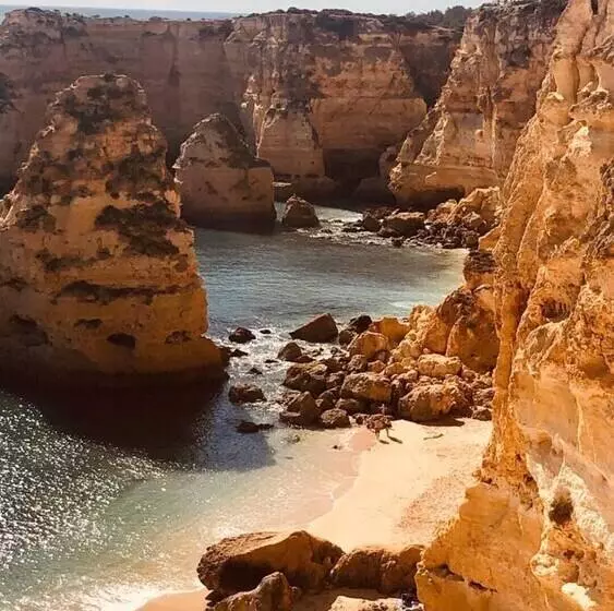 Captivating Studio Apartment In Mexilhoeira Grande