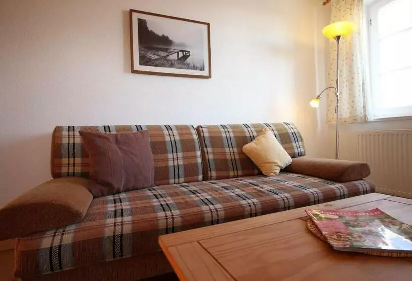 Gutshof Dubnitz Gutshof Dubnitz  Ferienwohnung 8  Sammy