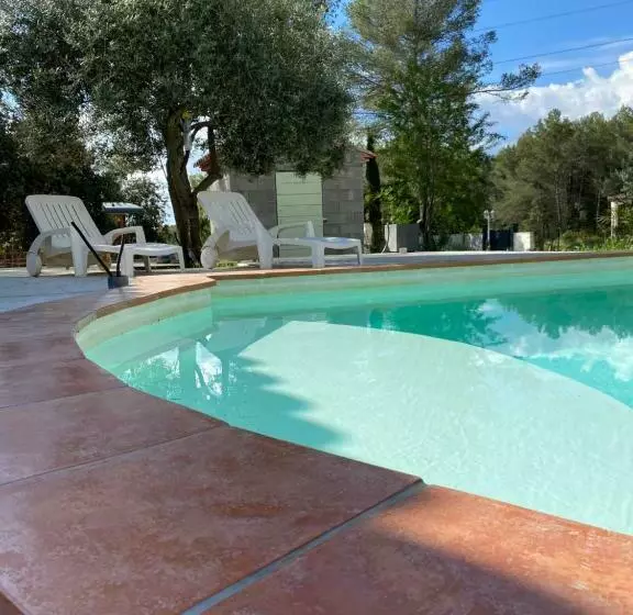 La Roulotte De La Motte